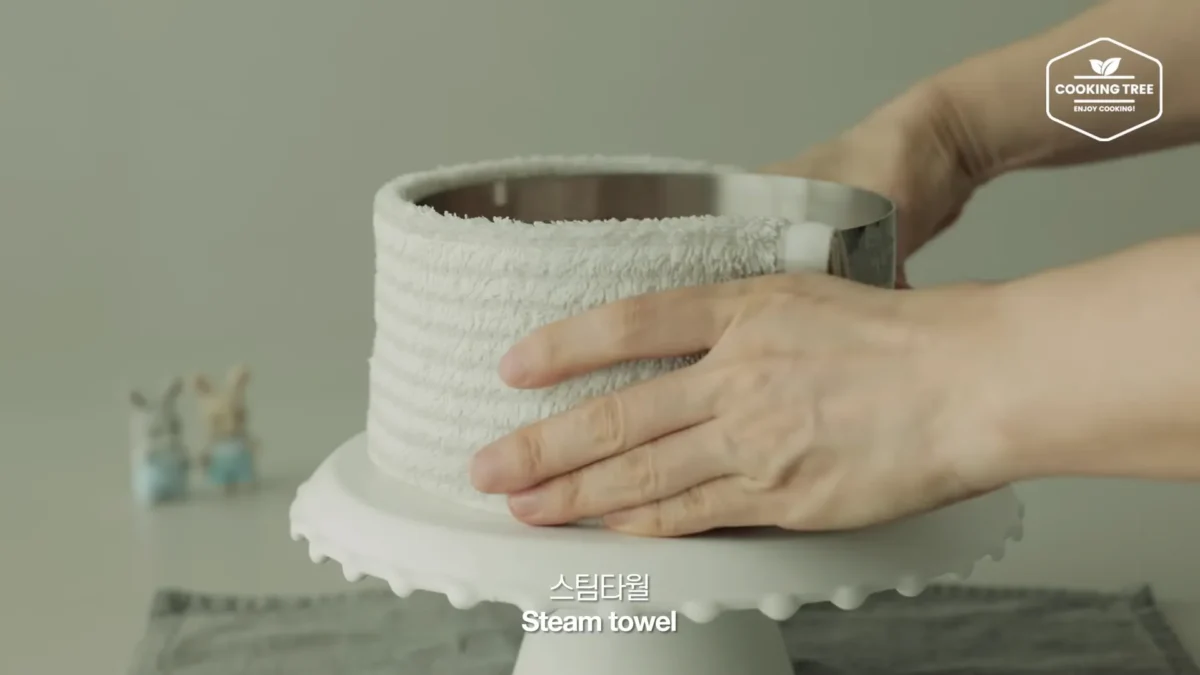 No Bake Shine Muscat Chocolate Cheesecake Recipe