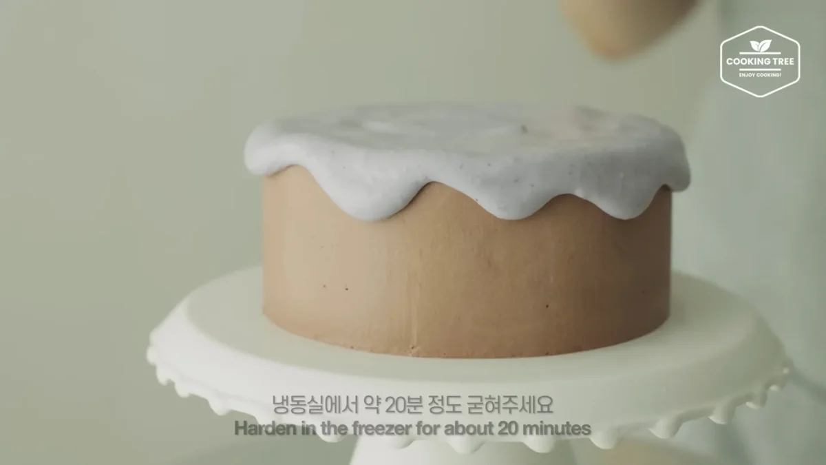 No Bake Shine Muscat Chocolate Cheesecake Recipe