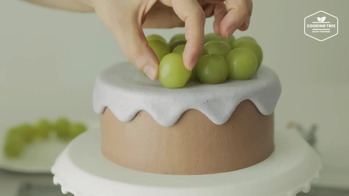 No Bake Shine Muscat Chocolate Cheesecake Recipe