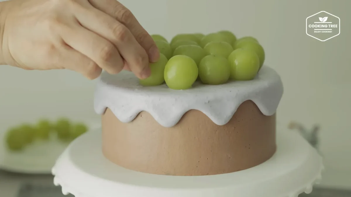 No Bake Shine Muscat Chocolate Cheesecake Recipe