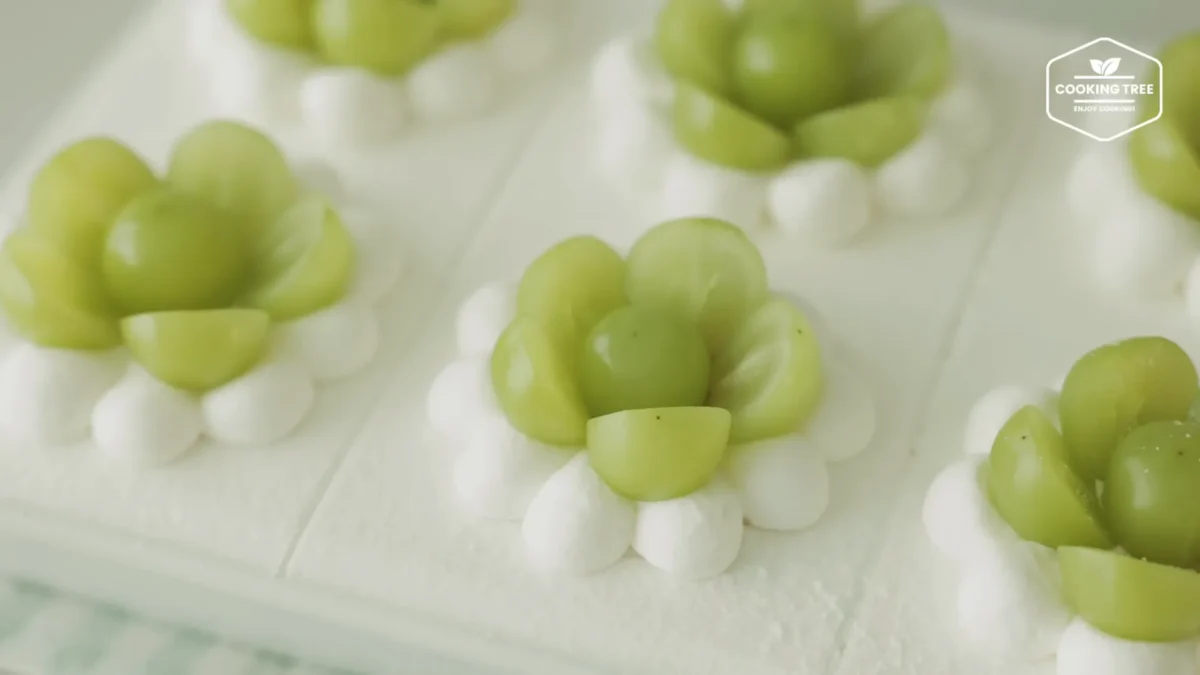 Shine Muscat Green Grape Cake Recipe