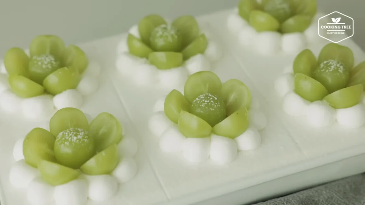 Shine Muscat Green Grape Cake Recipe