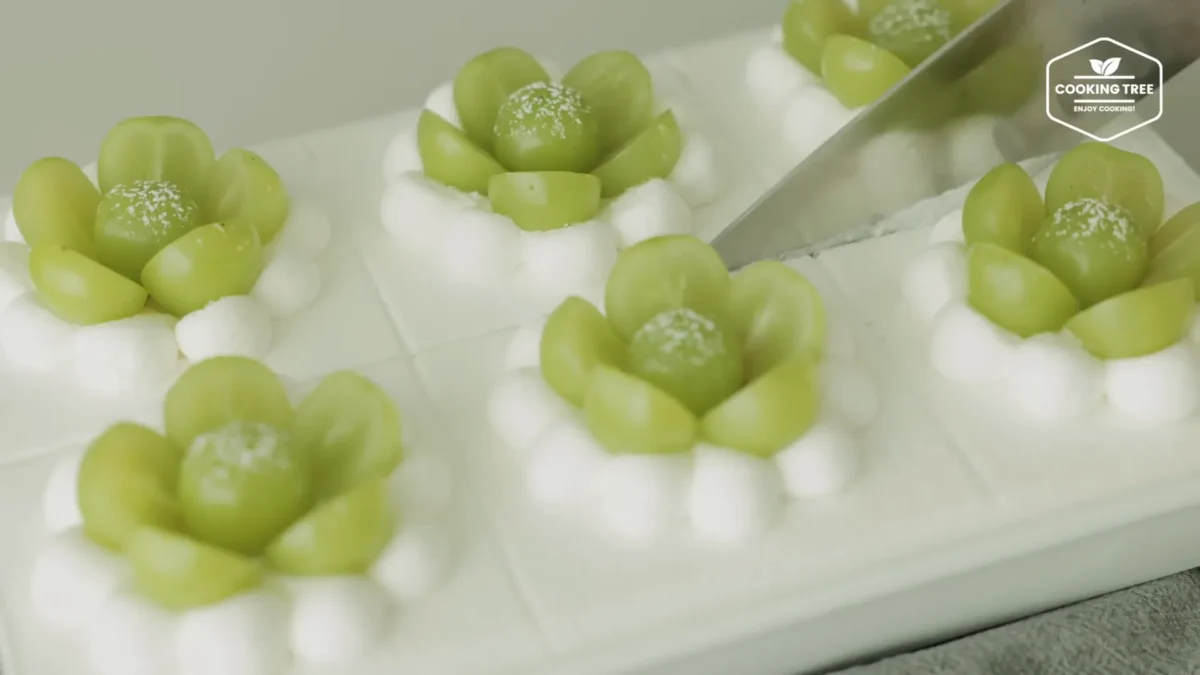 Shine Muscat Green Grape Cake Recipe