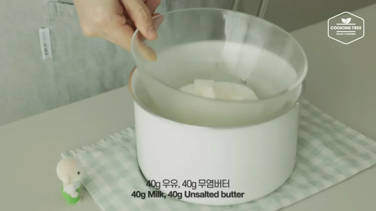 Shine Muscat Green Grape Cake Recipe