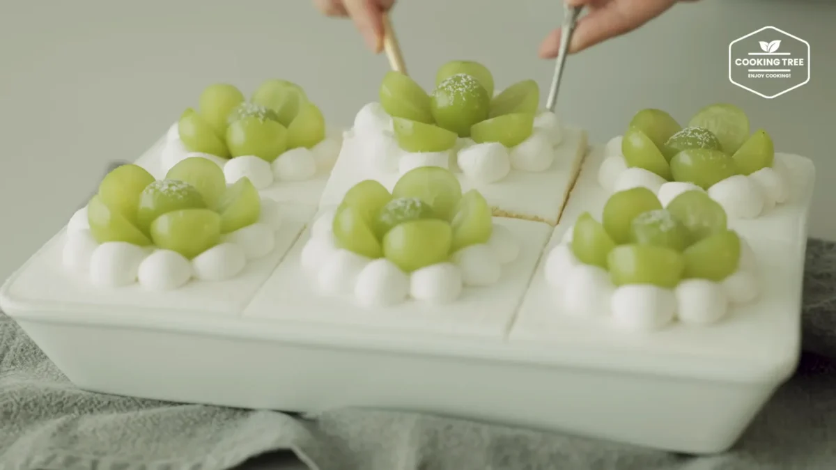 Shine Muscat Green Grape Cake Recipe