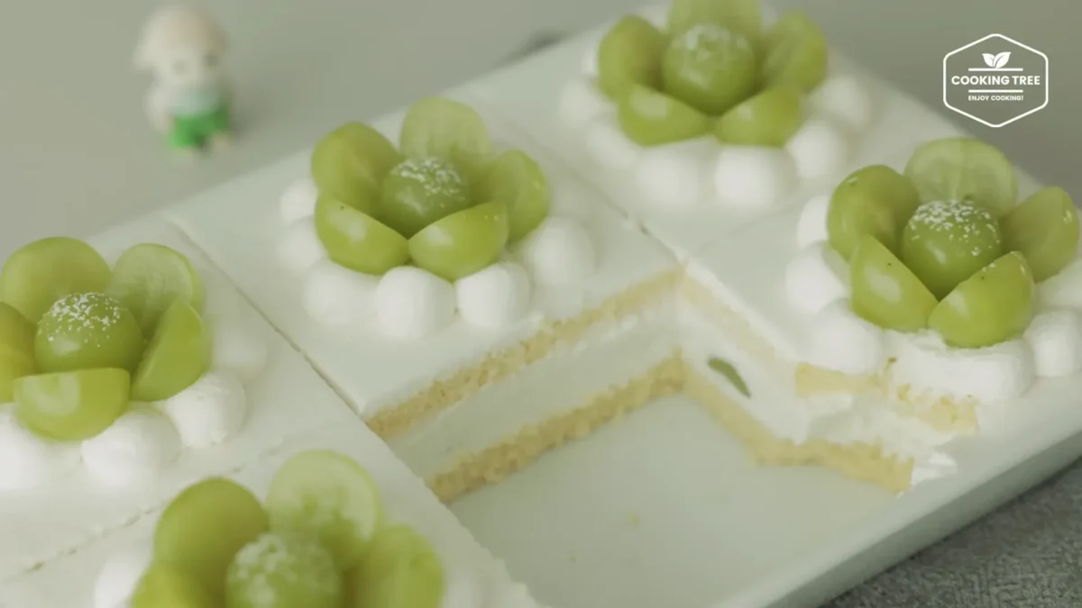Shine Muscat Green Grape Cake Recipe