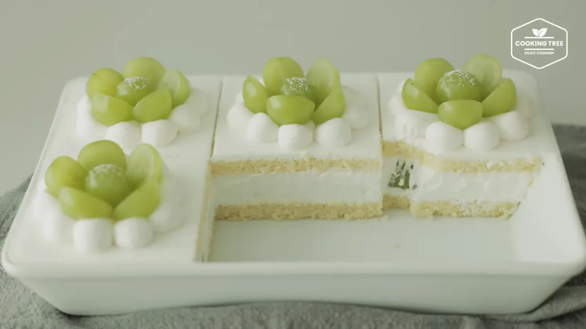 Shine Muscat Green Grape Cake Recipe