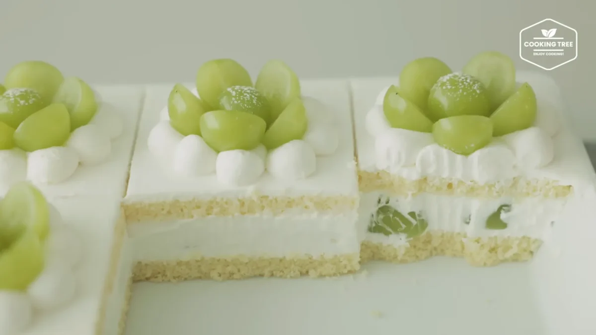 Shine Muscat Green Grape Cake Recipe