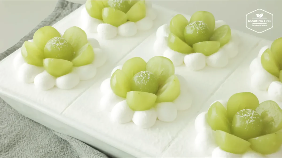 Shine Muscat Green Grape Cake Recipe