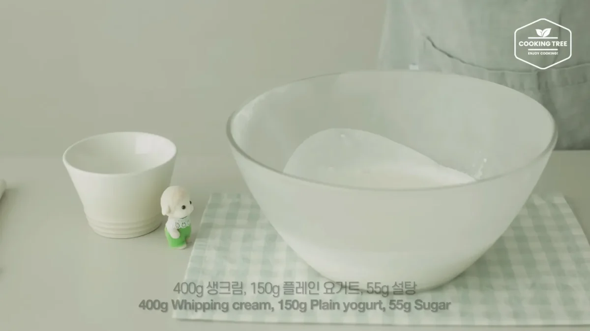 Shine Muscat Green Grape Cake Recipe