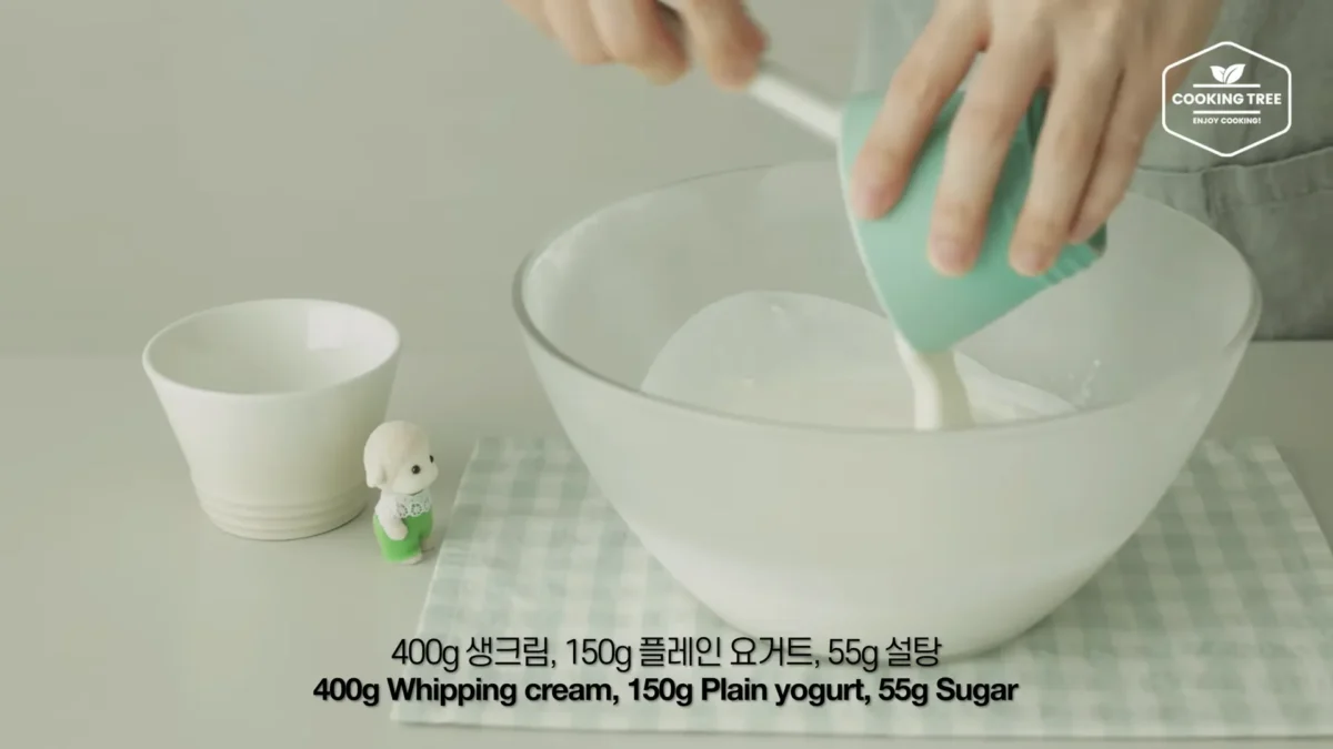 Shine Muscat Green Grape Cake Recipe