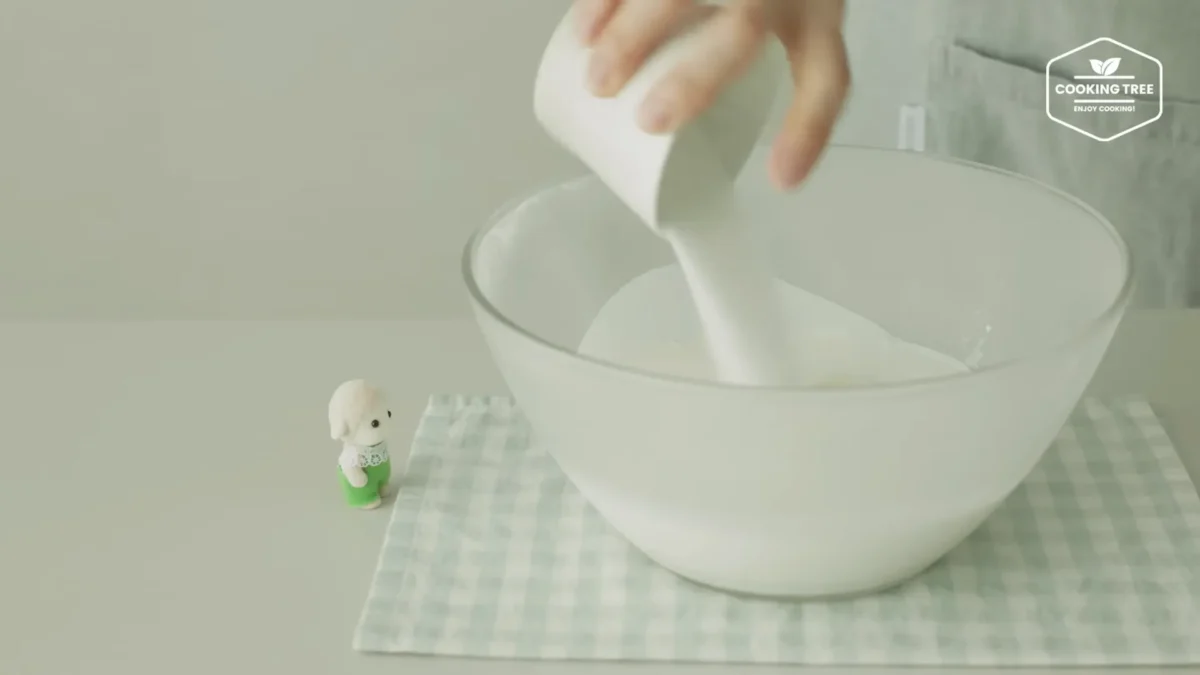 Shine Muscat Green Grape Cake Recipe