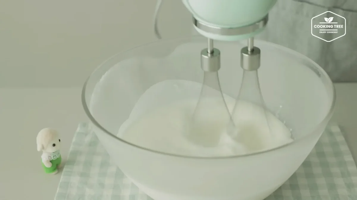 Shine Muscat Green Grape Cake Recipe