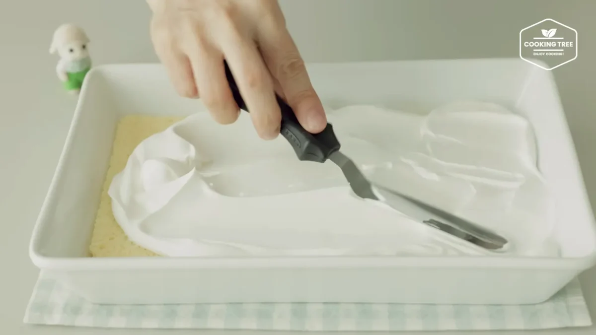 Shine Muscat Green Grape Cake Recipe