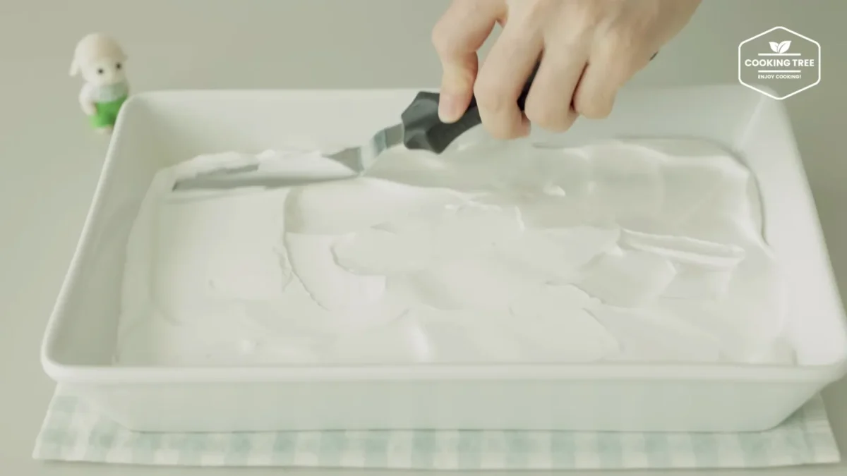 Shine Muscat Green Grape Cake Recipe