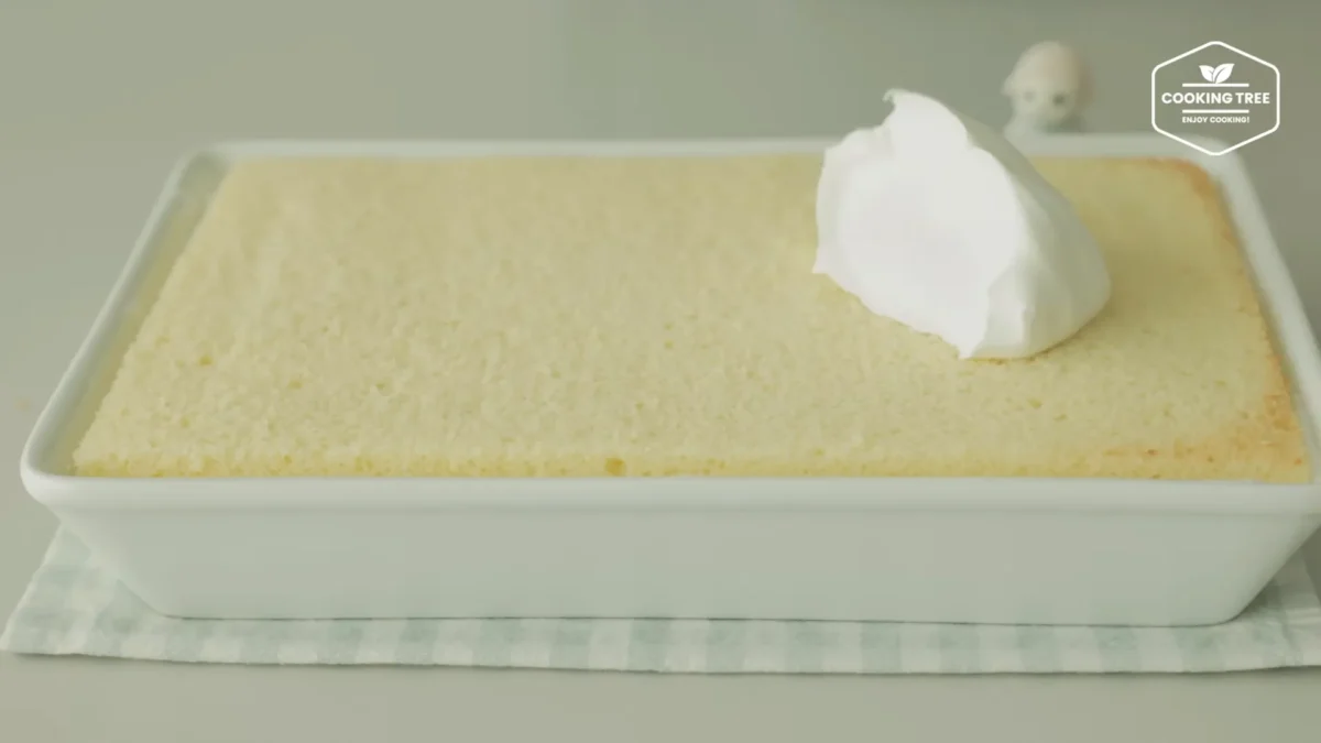 Shine Muscat Green Grape Cake Recipe