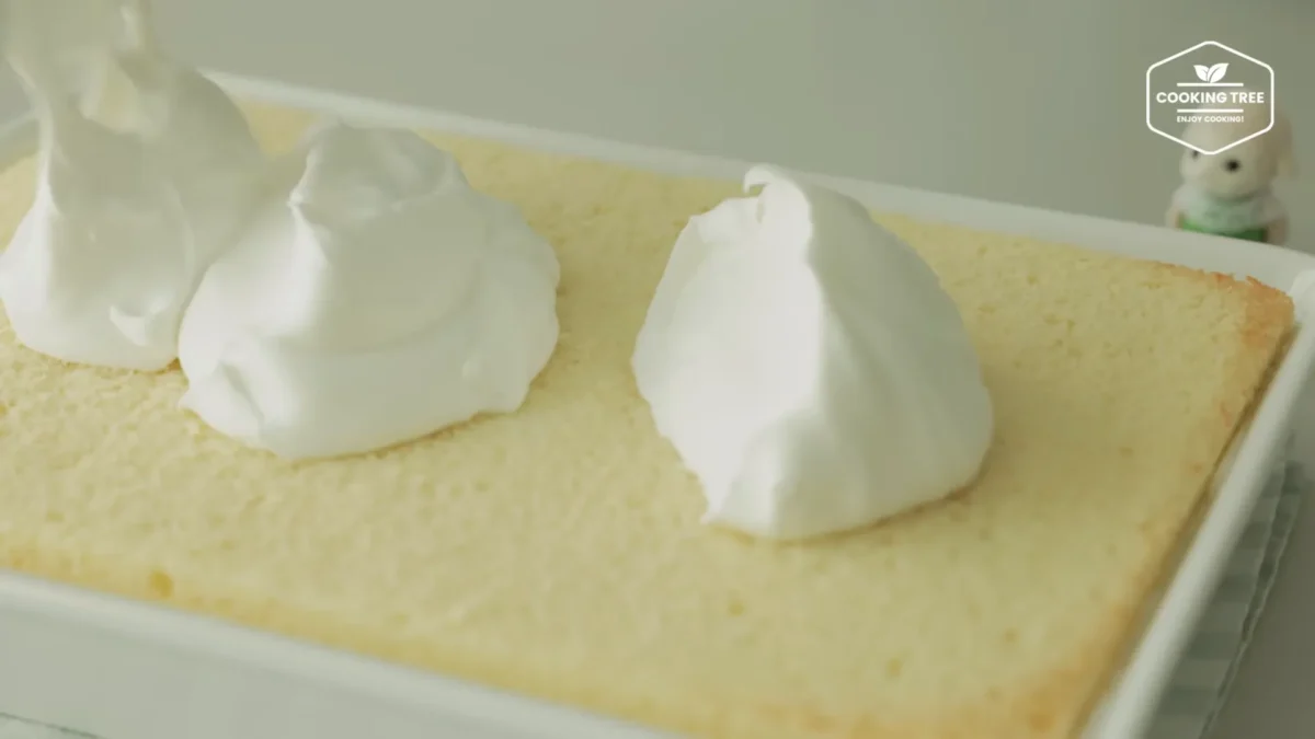 Shine Muscat Green Grape Cake Recipe