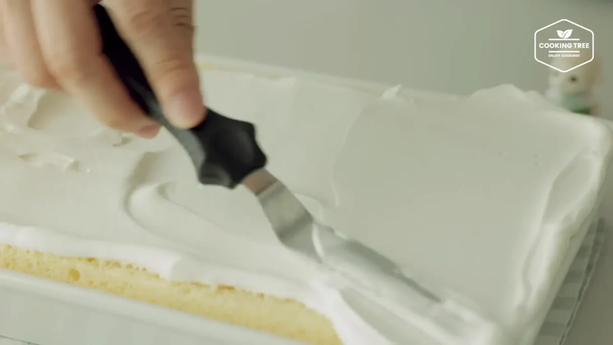 Shine Muscat Green Grape Cake Recipe