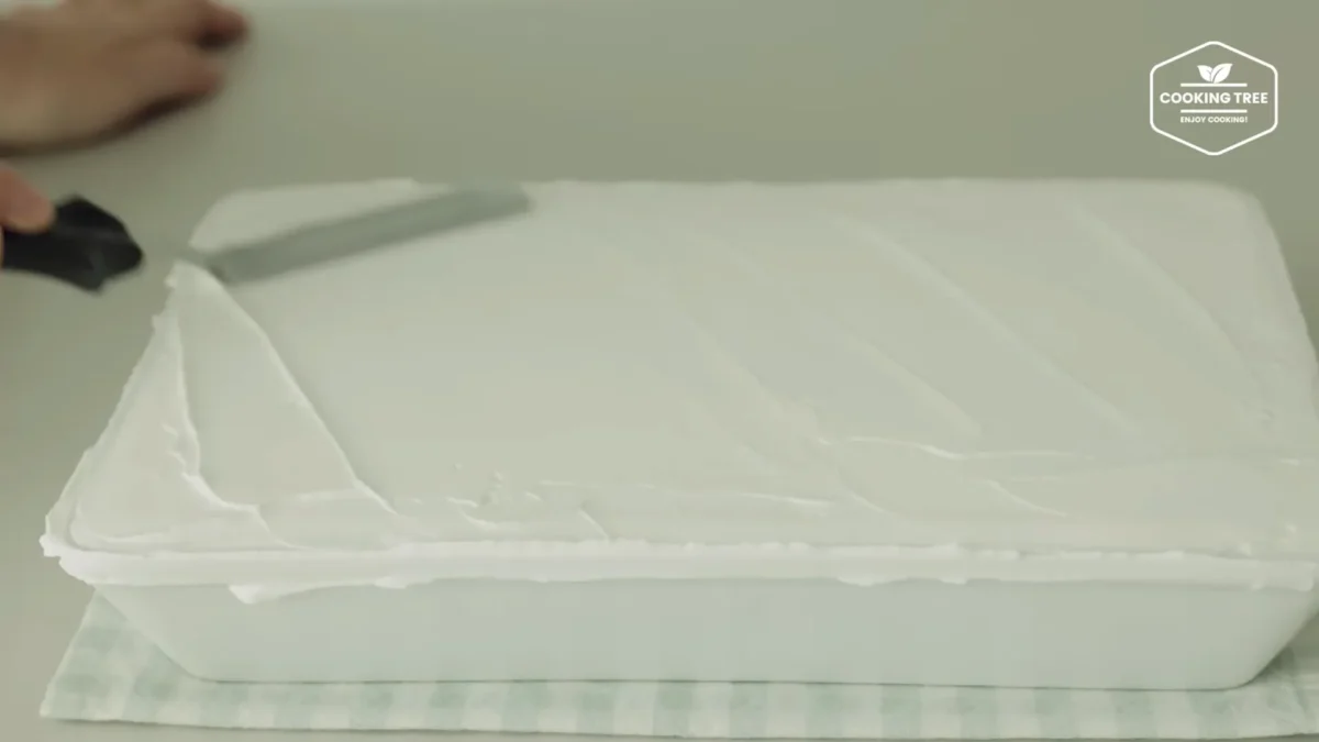 Shine Muscat Green Grape Cake Recipe