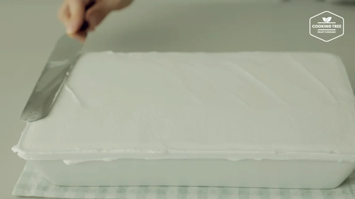 Shine Muscat Green Grape Cake Recipe