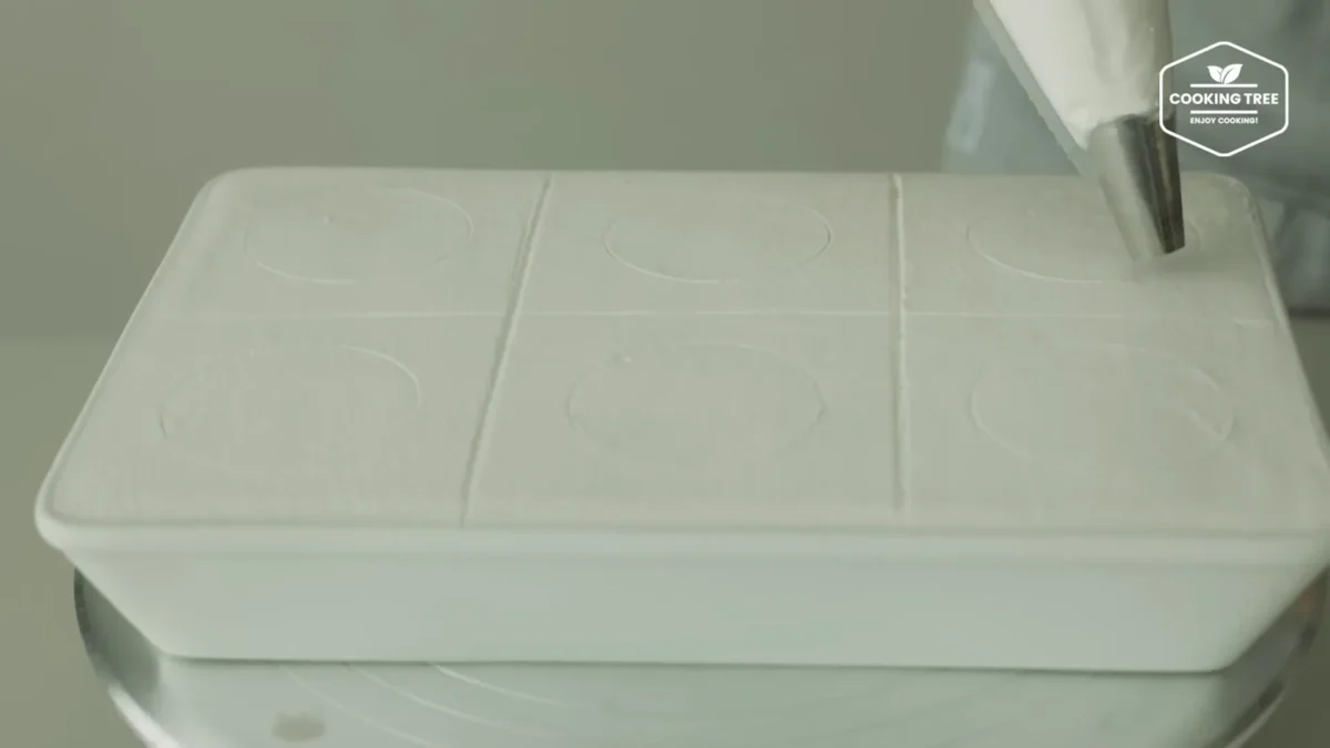 Shine Muscat Green Grape Cake Recipe