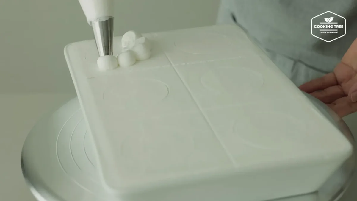 Shine Muscat Green Grape Cake Recipe