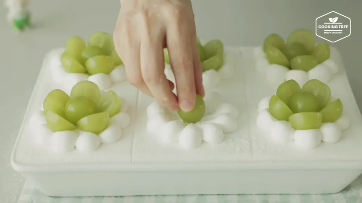 Shine Muscat Green Grape Cake Recipe