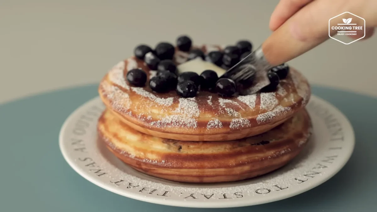 Thick Blueberry Pancakes Recipe