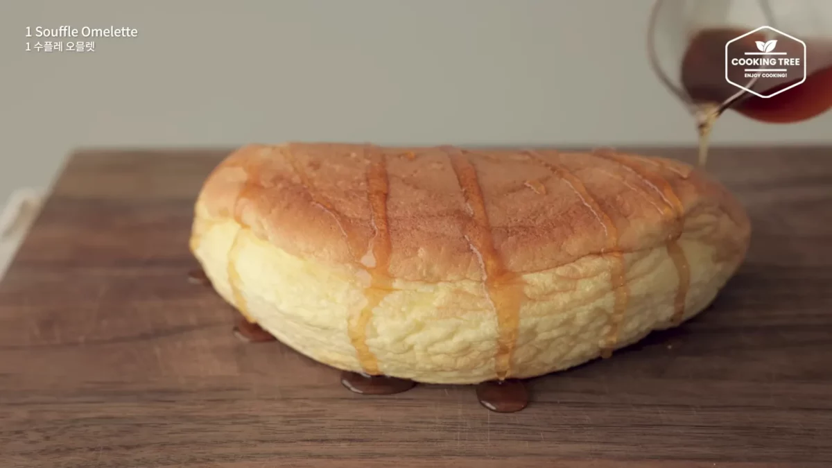 Ways to make Souffle Omelette with Eggs Easy Recipe