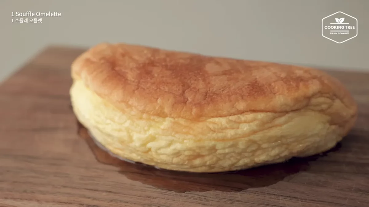 Ways to make Souffle Omelette with Eggs Easy Recipe