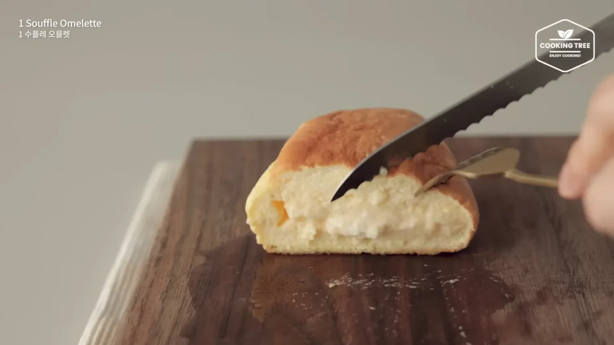 Ways to make Souffle Omelette with Eggs Easy Recipe