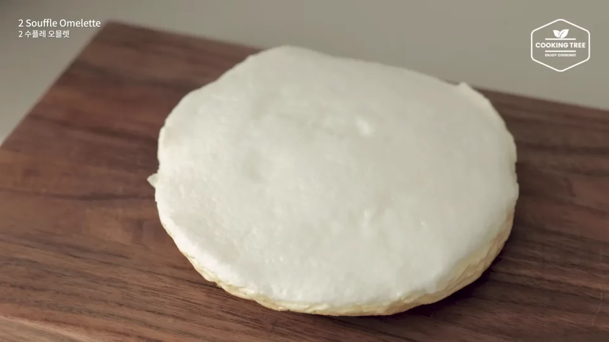 Ways to make Souffle Omelette with Eggs Easy Recipe