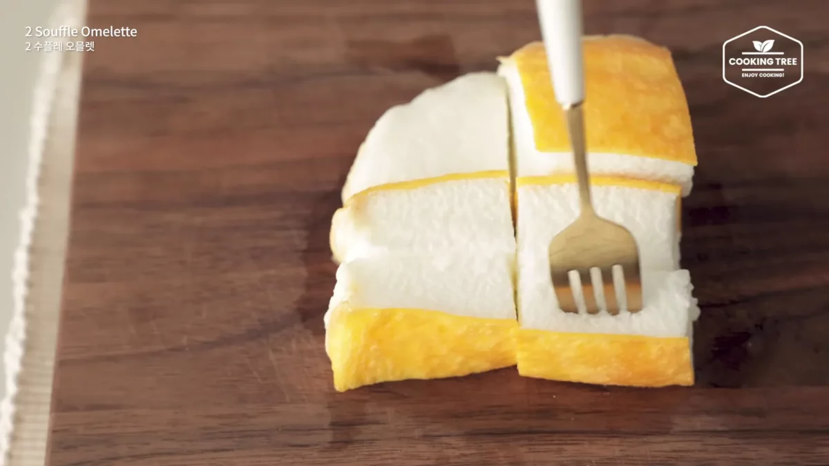 Ways to make Souffle Omelette with Eggs Easy Recipe