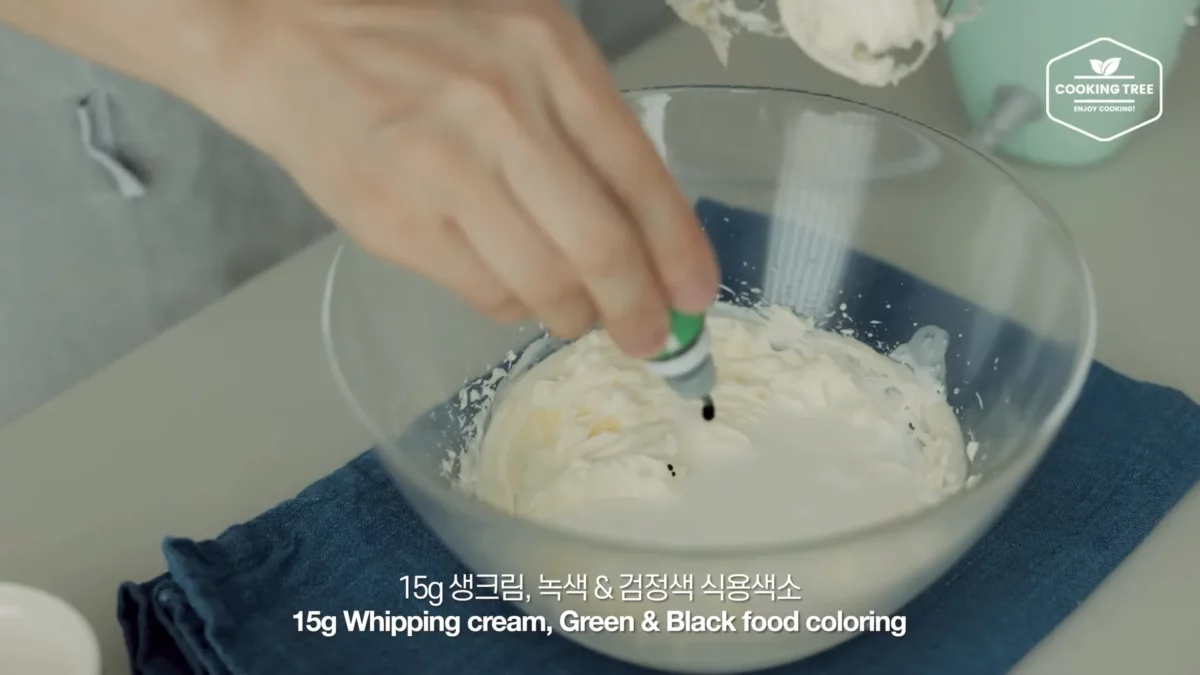 Christmas Red Velvet Chocolate Cake Recipe