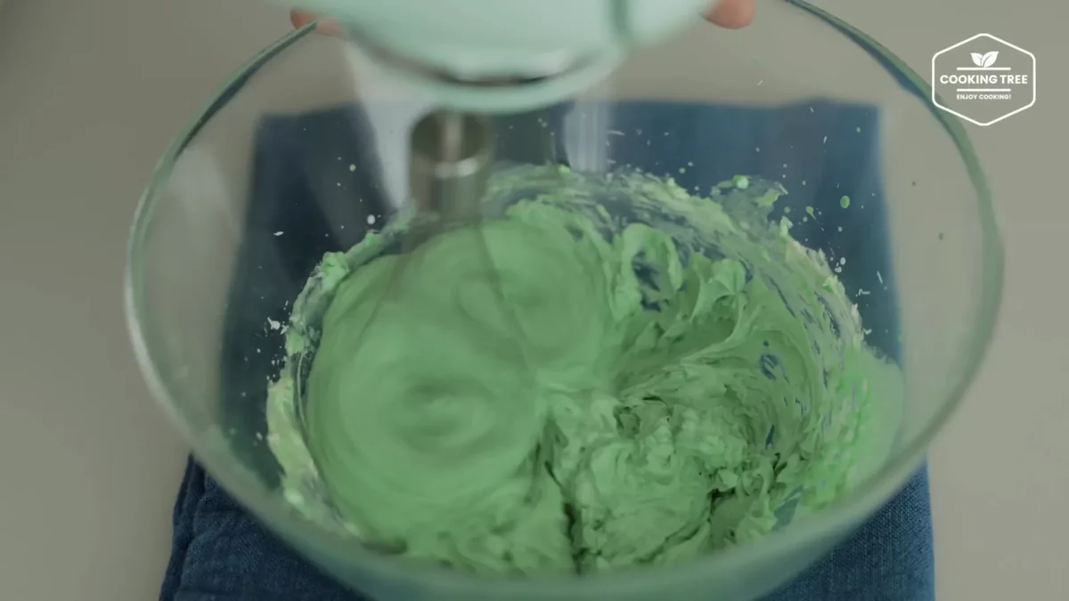 Christmas Red Velvet Chocolate Cake Recipe