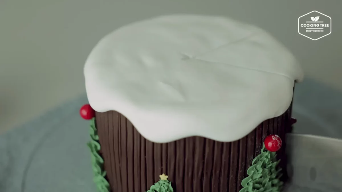 Christmas Red Velvet Chocolate Cake Recipe