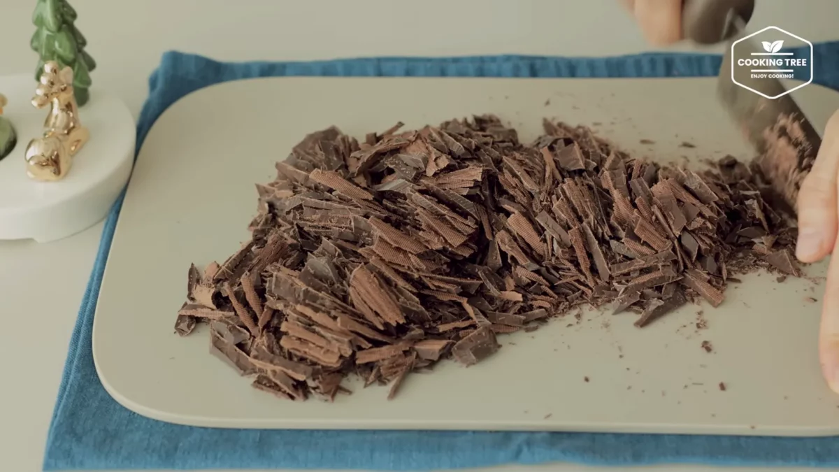 Christmas Red Velvet Chocolate Cake Recipe