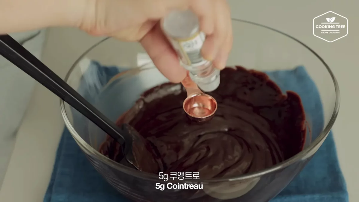 Christmas Red Velvet Chocolate Cake Recipe