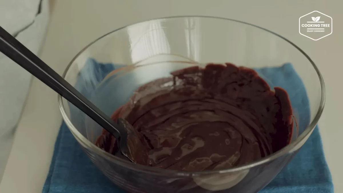 Christmas Red Velvet Chocolate Cake Recipe