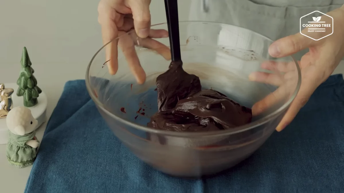 Christmas Red Velvet Chocolate Cake Recipe