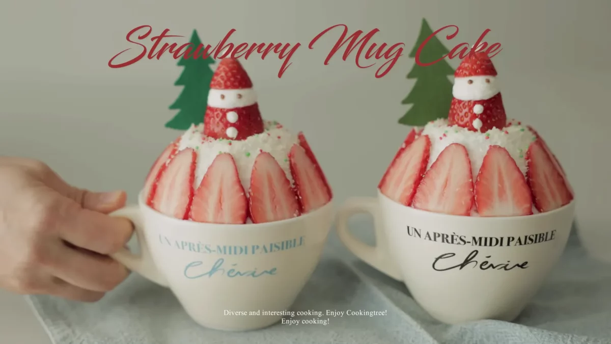 Christmas Strawberry Mug Cake Recipe