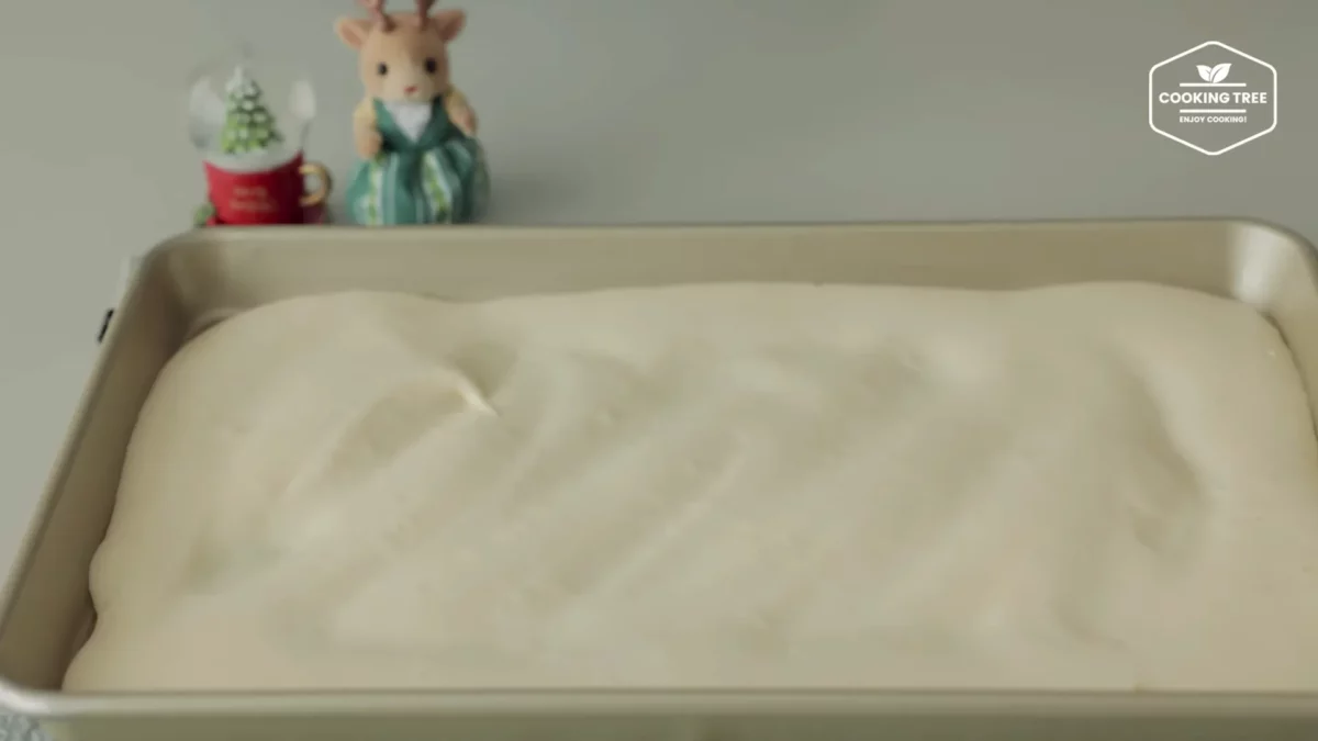 Christmas Strawberry Mug Cake Recipe