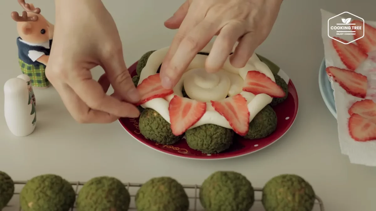 Christmas Tree Choux Au Craquelin Recipe