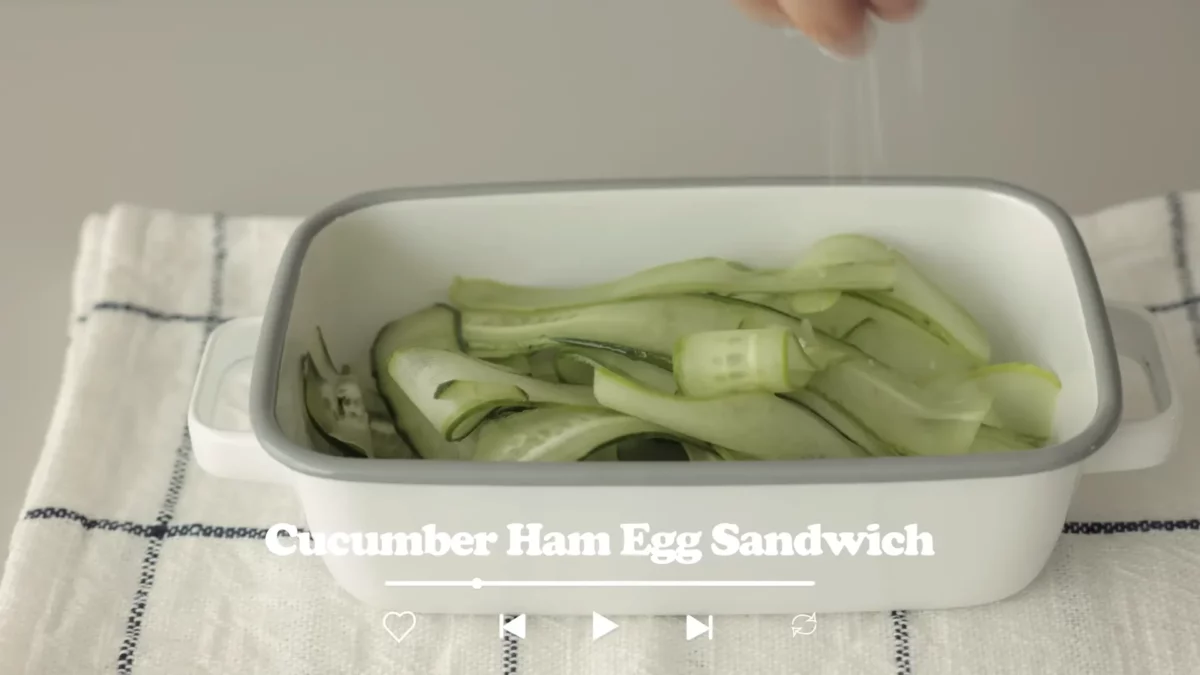 Cucumber Ham Egg Sandwich Recipe