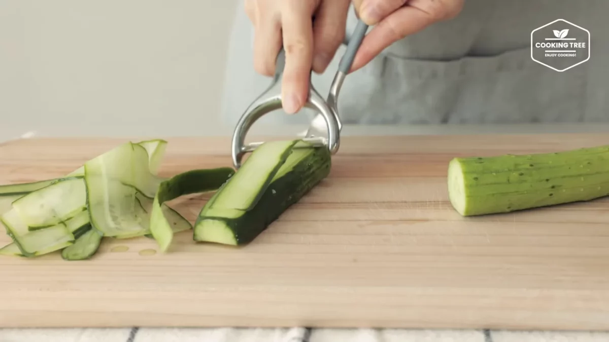 Cucumber Ham Egg Sandwich Recipe