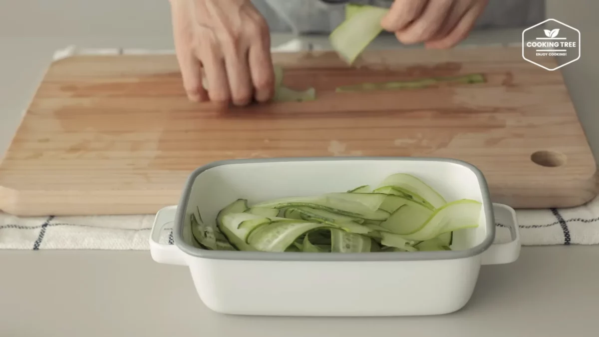 Cucumber Ham Egg Sandwich Recipe