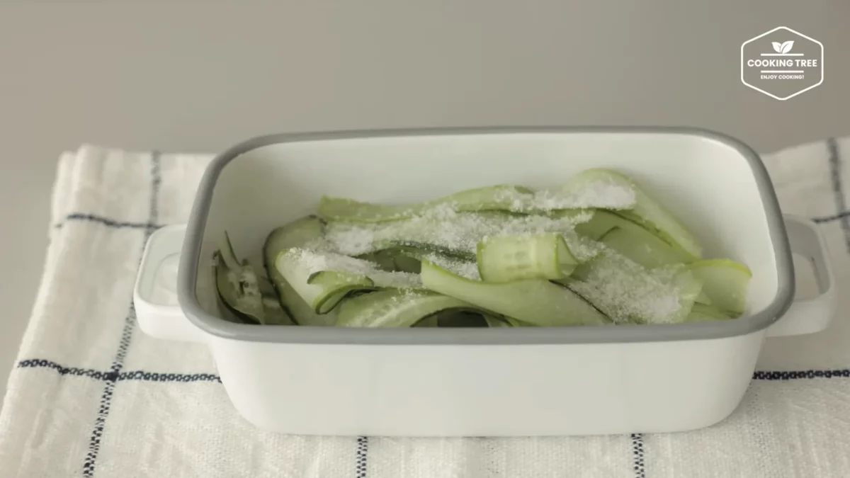 Cucumber Ham Egg Sandwich Recipe