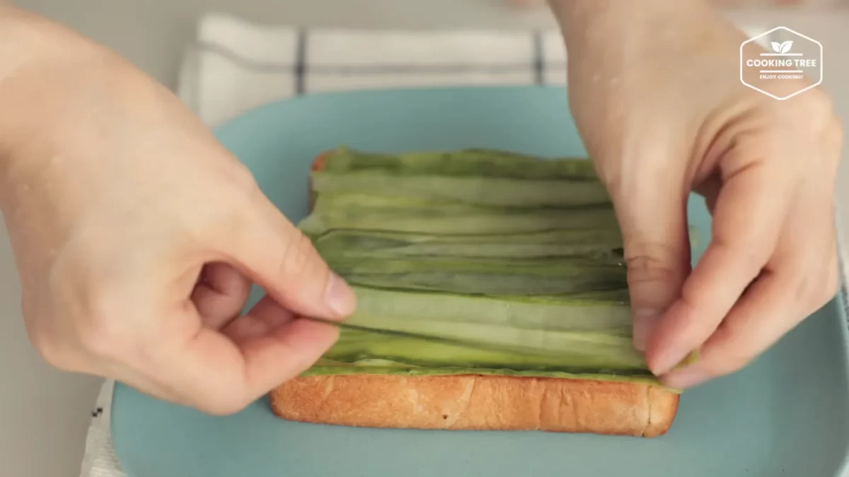 Cucumber Ham Egg Sandwich Recipe