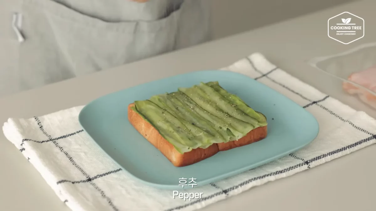 Cucumber Ham Egg Sandwich Recipe