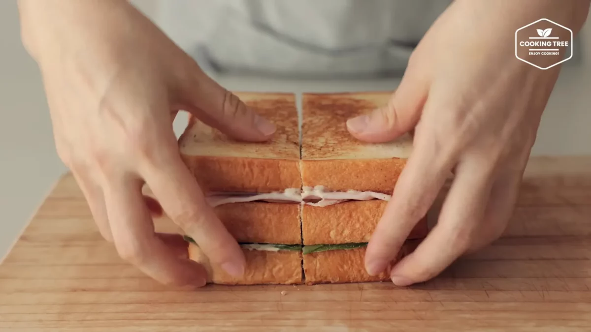 Cucumber Ham Egg Sandwich Recipe